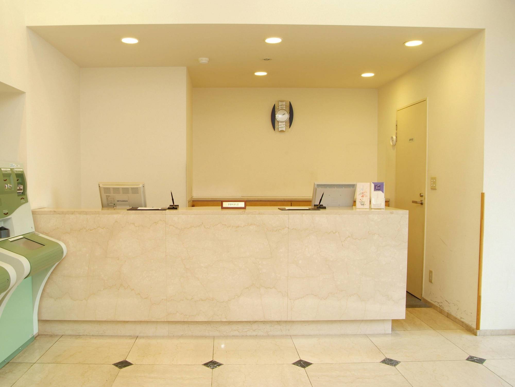 Swanky Otomo Hotel